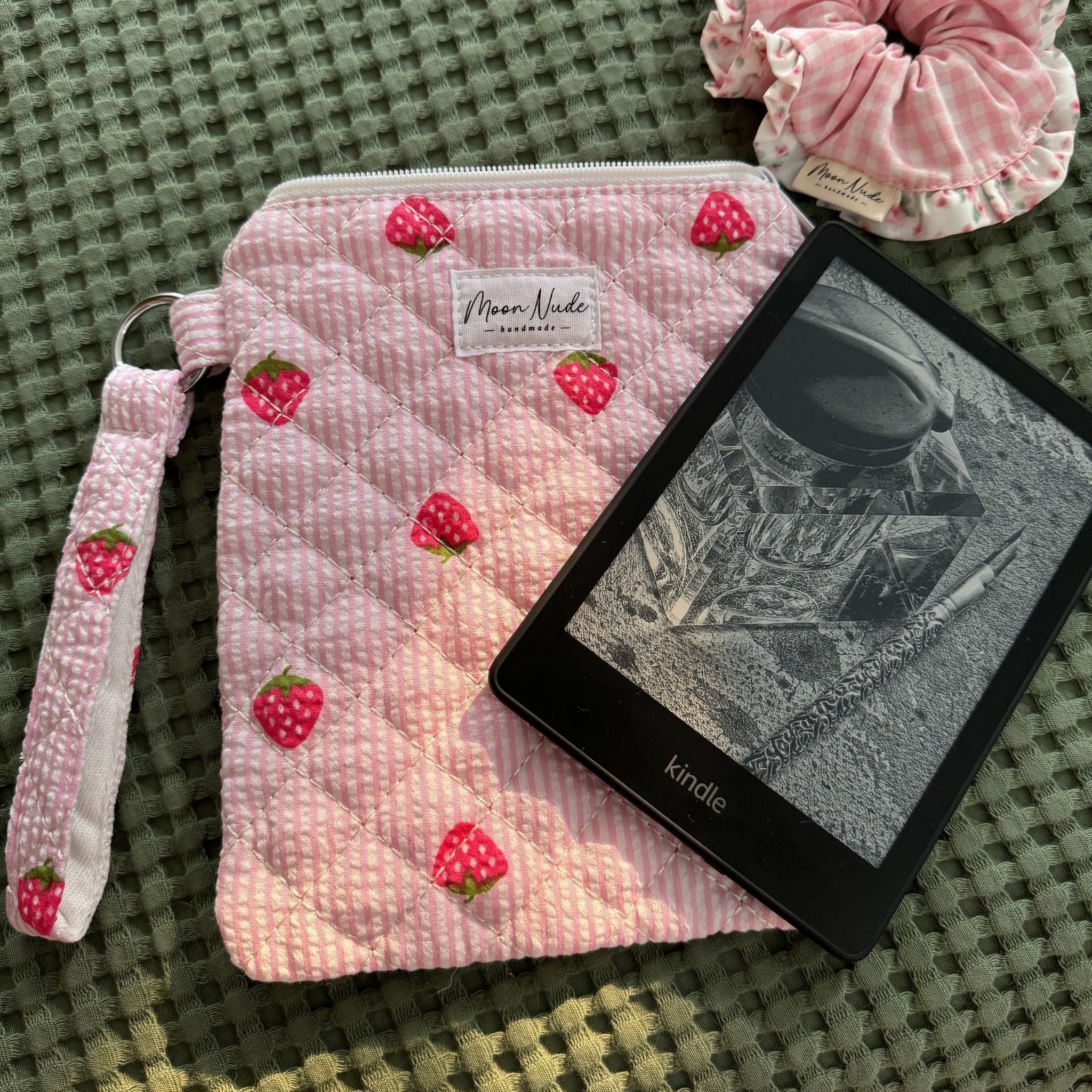Strawberry eReader Pouch - Image 2