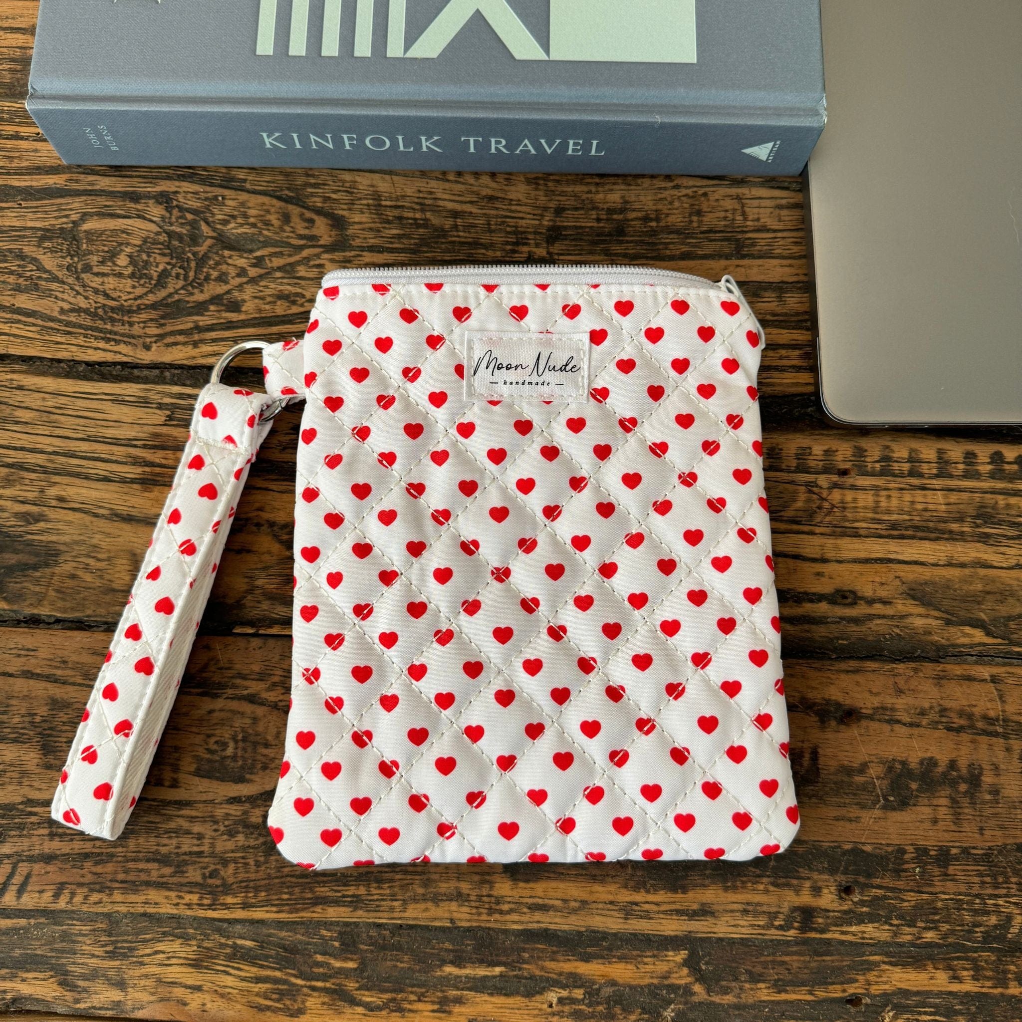 Valentine eReader Pouch - Image 2